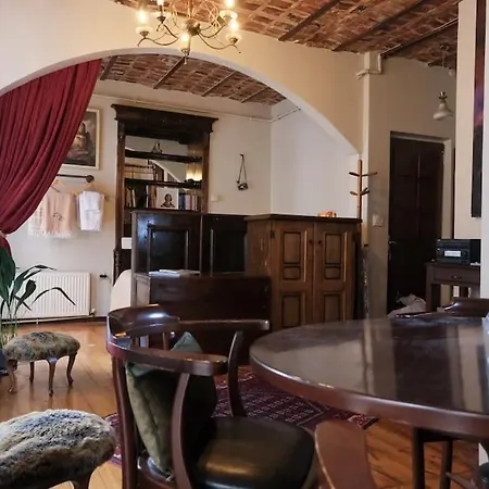 アパート Old Stylish Vintage Apt In Pera *