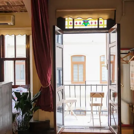 Old Stylish Vintage Apt In Pera アパート *