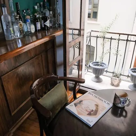 Old Stylish Vintage Apt In Pera דירה איסטמבול